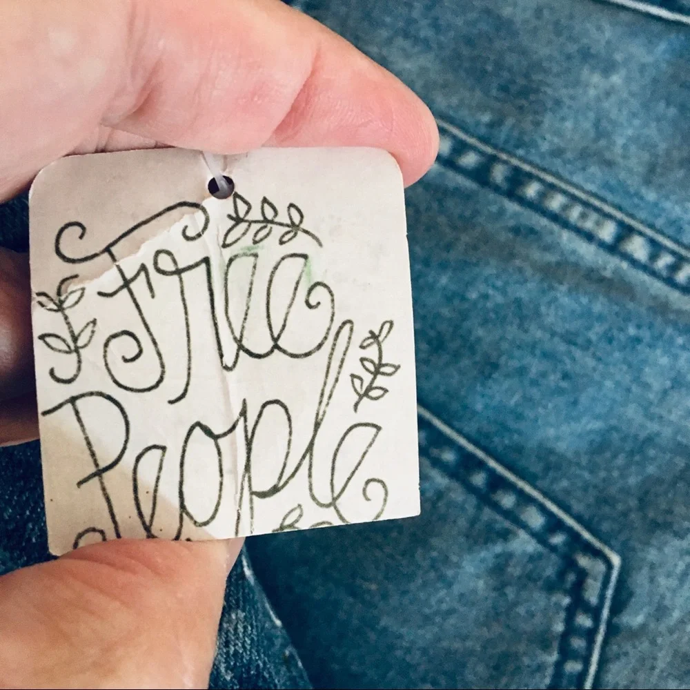 Free People Jean Mini Skirt with Frayed Hem Size 4 - Picture 8 of 9